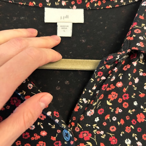J Jill black dress with buttons and flower print and shirt sleeves - Picture 5 of 9